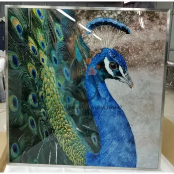 Tranh Kiếng Với Họa Tiết Chim Công Vẽ Ngược Dát Lá Đồng Lá Bạc