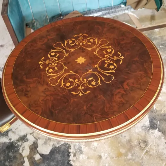 Bộ Bàn Ăn Louis XVI Bàn Tròn + Ghế Louis King Chair