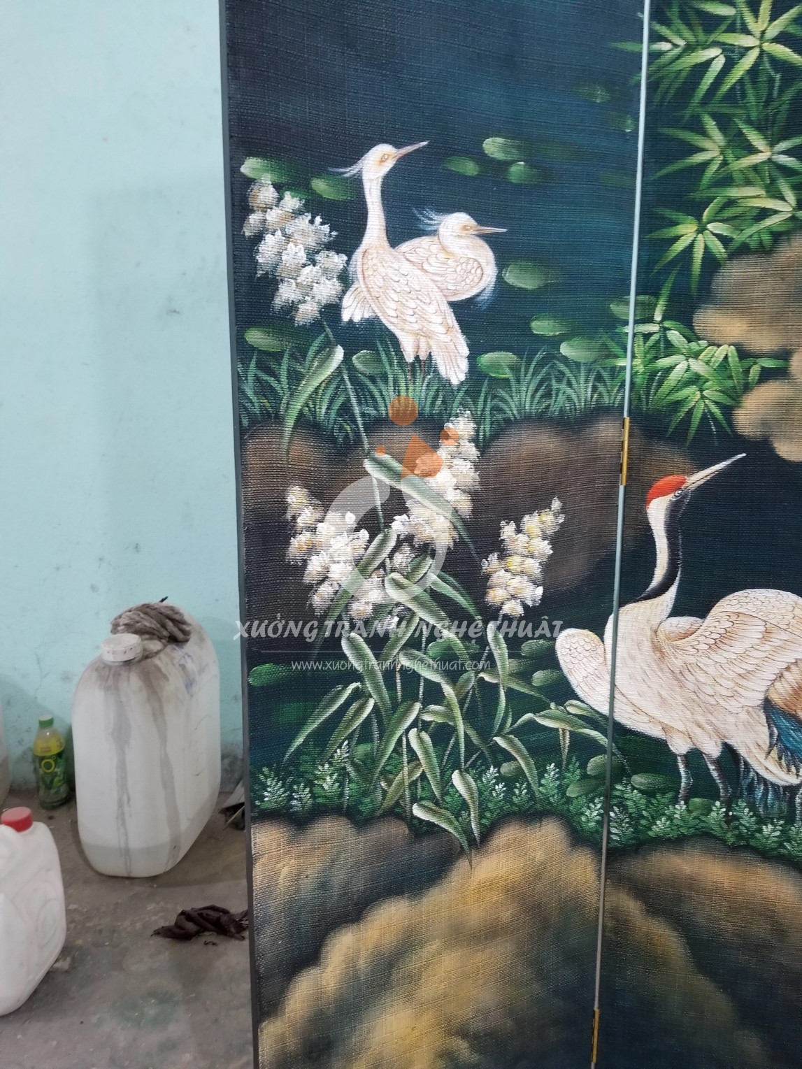 Tranh Bình Phong Vẽ Bầy Hạc Trên Nền Vải Bố Đen 04 Tấm