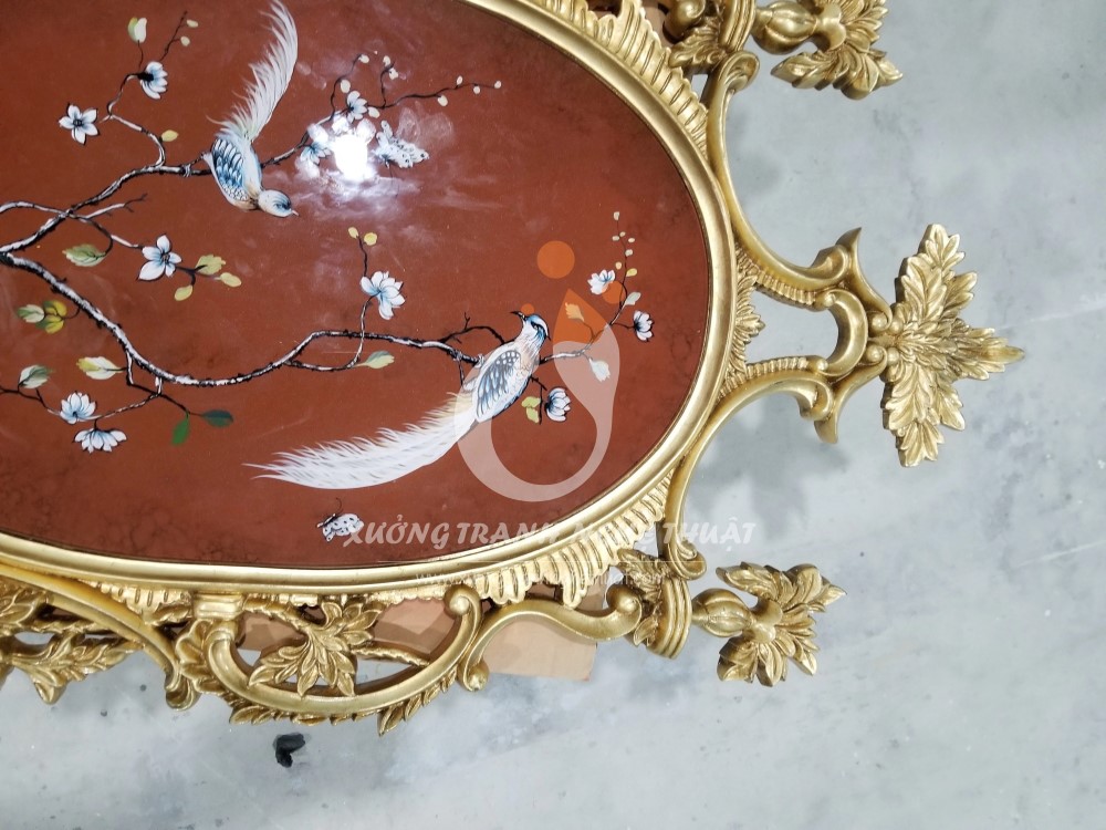 Tranh Kiếng Đôi Chim Trĩ Hình Oval Dát Vàng Nền Đỏ, xưởng tranh nghệ thuật
