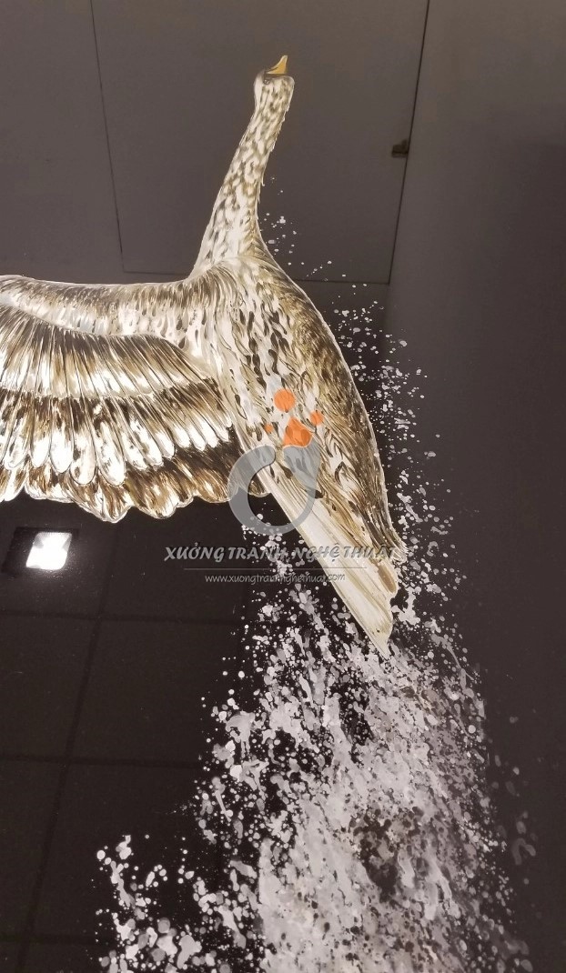 Tranh Thiên Nga Vẽ Ngược Trên Kiếng