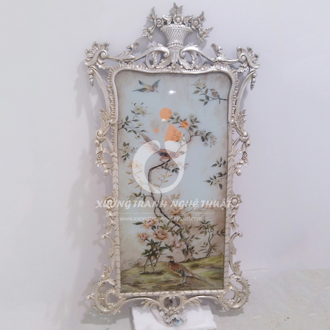 Tranh Kiếng Vẽ Ngược Khung Trạm Trổ XTT1