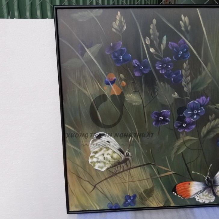 Tranh Hoa Và Bướm Vẽ Xuôi, Xưởng tranh nghệ thuật